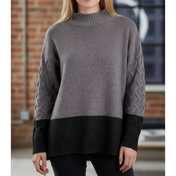 Bartolini Gray and Black Wool/Cashmere Minimalist Mock Neck Sweater Size Small - Picture 1 of 7